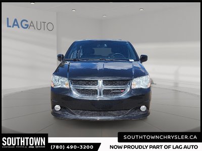 2020 Dodge Grand Caravan Premium Plus — photo 2