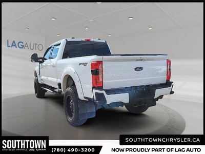2023 Ford Super Duty F-350 SRW LARIAT — photo 4