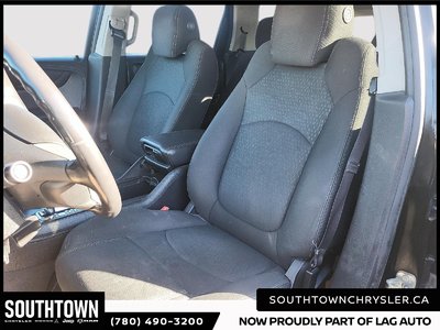 2016 GMC Acadia SLE — photo 5