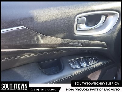 2017 Infiniti QX60 Base — photo 5