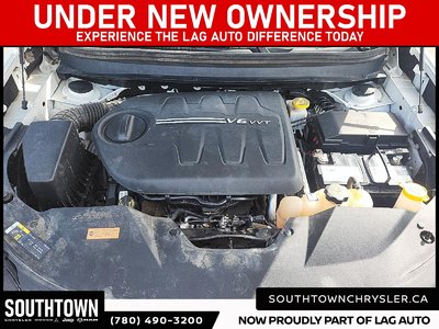 2021 Jeep Cherokee Altitude — photo 8