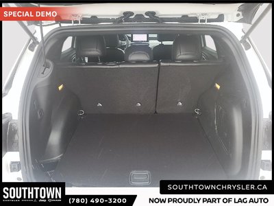 2025 Jeep Compass North — photo 6