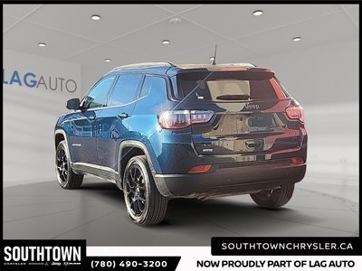 2026 Jeep Compass North — photo 4