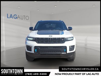 2023 Jeep Grand Cherokee 4xe Trailhawk — photo 2