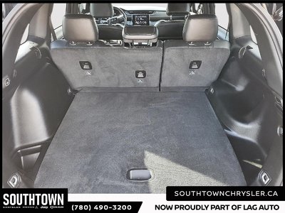 2023 Jeep Grand Cherokee Altitude — photo 6