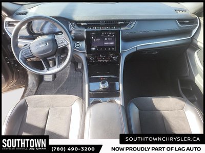 2023 Jeep Grand Cherokee Altitude — photo 7