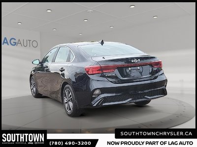 2023 Kia Forte EX — photo 4
