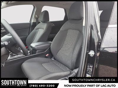 2023 Kia Sportage LX — photo 8
