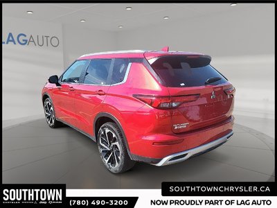 2022 Mitsubishi Outlander SE — photo 4