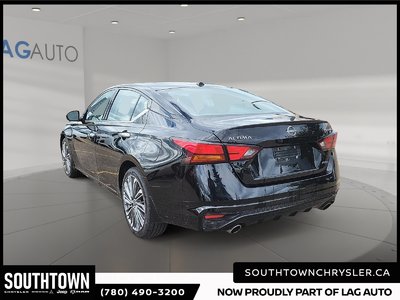 2024 Nissan Altima Platinum — photo 4