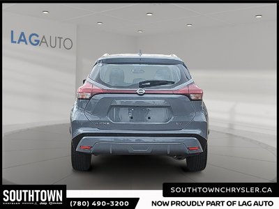 2021 Nissan Kicks SV — photo 3