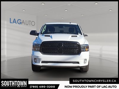 2022 Ram 1500 Classic Express — photo 2