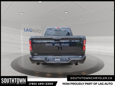2026 RAM 1500 EXPRESS — photo 3