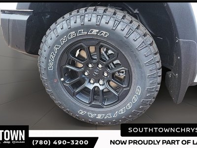 2026 RAM 1500 REBEL — photo 5
