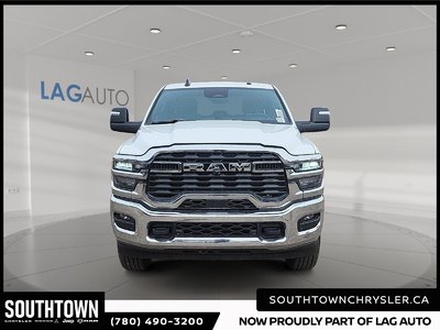 2026 RAM 3500 BIG HORN — photo 2