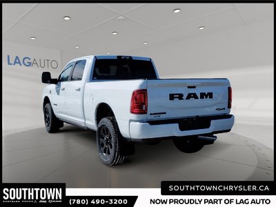 2026 RAM 3500 LARAMIE — photo 4
