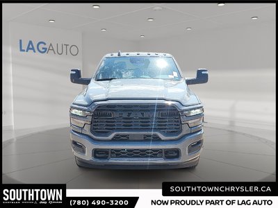 2026 RAM 3500 BIG HORN — photo 2