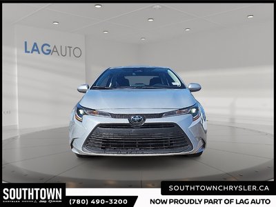 2025 Toyota Corolla LE — photo 2