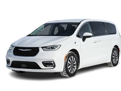 2023 Chrysler Pacifica Hybrid in Saint-Bruno-de-Montarville, Quebec