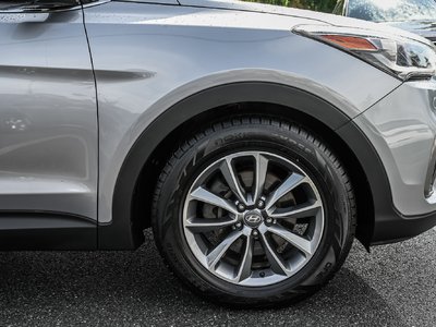 2017 Hyundai Santa Fe XL in Saint-Bruno-de-Montarville, Quebec