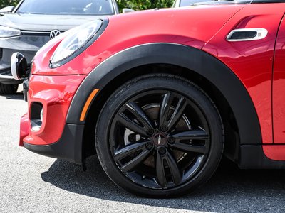 2021 MINI 3 Door in Saint-Bruno-de-Montarville, Quebec