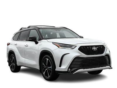 2022 Toyota Highlander in Saint-Bruno-de-Montarville, Quebec