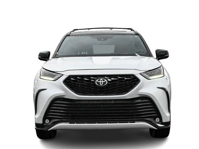 2022 Toyota Highlander in Saint-Bruno-de-Montarville, Quebec