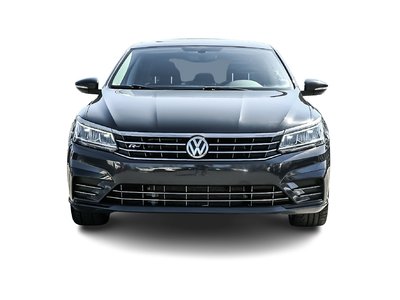 2018 Volkswagen Passat in Saint-Bruno-de-Montarville, Quebec