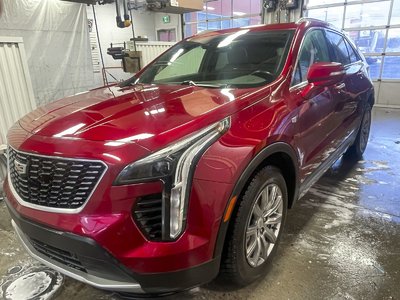 Cadillac XT4 PREMIUM LUXURY AWD *TOIT CUIR SIÈGES CHAUF CARPLAY 2021