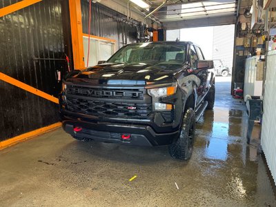 2024 Chevrolet Silverado 1500 CUSTOM TRAIL BOSS CREW 4X4 V8 *BEDLINER* CARPLAY