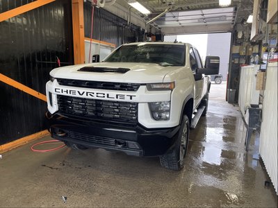 Chevrolet Silverado 2500HD CUSTOM CREW 4X4 DIESEL *BEDLINER* *PNBV 9900 LBS* 2023