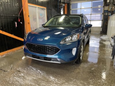 Ford Escape TITANIUM PREMIUM HYBRID AWD *TOIT* NAV HAYON ÉLECT 2020