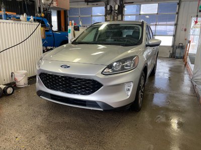 2020 Ford Escape SEL AWD *CUIR* SIÈGES CHAUFF CARPLAY HAYON ELECT
