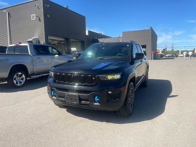 2022 Jeep Grand Cherokee 4xe TRAILHAWK 4X4 *TOIT* NAV SIÈGES VENT REG ADAPT