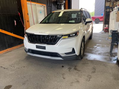 Kia Carnival LX+ *8 PLACES* SIÈGES / VOLANT CHAUFF CARPLAY 2024