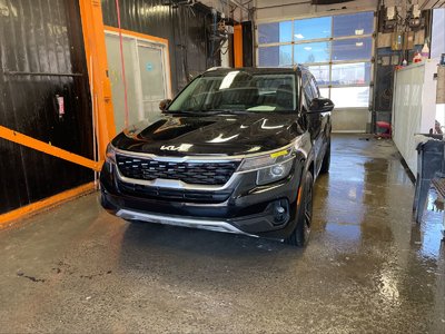 Kia Seltos EX AWD *TOIT* SIÈGES / VOLANT CHAUF CARPLAY ALERTE 2023