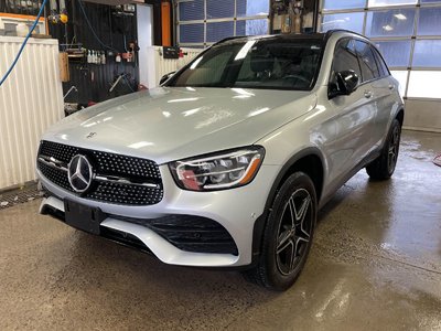 Mercedes-Benz GLC 300 4MATIC *TOIT* NAV CUIR SIÈGES CHAUFF ALERTES 2022