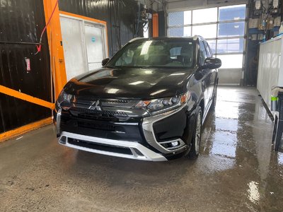 Mitsubishi Outlander PHEV SE TOURING AWD *TOIT* SIÈGES CHAUF CUIR ALERTES 2019