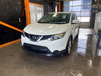 Nissan Qashqai S AWD *SIÈGES CHAUF* CARPLAY ALERTES BLUETOOTH USB 2019