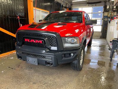 Ram 1500 Classic WARLOCK CREW 4X4 V8 *SIÈGES CHAUF BEDLINER CARPLAY 2023