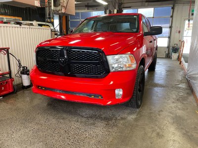 2018 Ram 1500 EXPRESS CREW 4X4 V8 *CAMÉRA* HITCH REGUL VITESSE