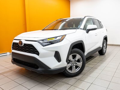 2023 Toyota RAV4 XLE AWD *TOIT* SIÈGES CHAUFF HAYON ELECT REG ADAPT