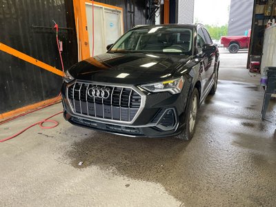 Audi Q3 PROGRESSIV QUATTRO *TOIT* SIÈGES CHAUF HAYON ELECT 2020