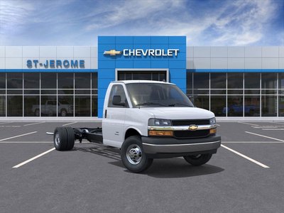 Chevrolet Express Cutaway 4500 WT 177'' 2026