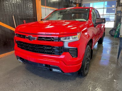 Chevrolet Silverado 1500 RST CREW 4X4 V8 *NAV* SIÈGES CHAUFF CARPLAY WIFI 2023