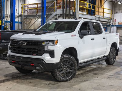 Chevrolet Silverado 1500 LT Trail Boss 2025 CREW 4X4 6.2L *TOIT* CUIR *BOSE* BED