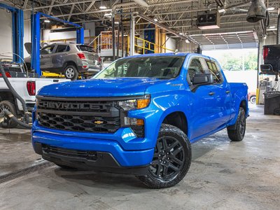 Chevrolet Silverado 1500 Custom 2025 CREW 4X4 *GR REMORQ* BEDLINER *CARPLAY* USB