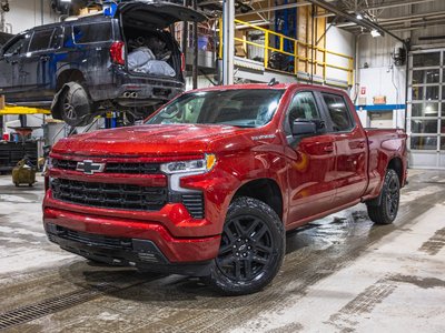 2026 Chevrolet Silverado 1500 RST Z71 CREW V8 4X4 *SIEGES CHAUF* NAV *BEDLINER