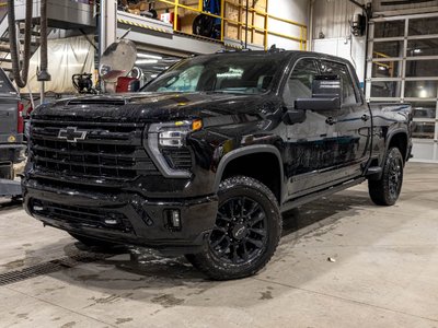 2026 Chevrolet Silverado 2500 HD HIGH COUNTRY CREW 4X4 DIESEL *MIDNIGHT* TOIT *HUD