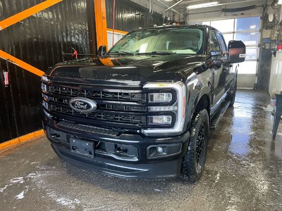 Ford Super Duty F-250 SRW LARIAT CREW 4X4 DIESEL *TOIT* NAV CUIR *PNBV 9900 2023